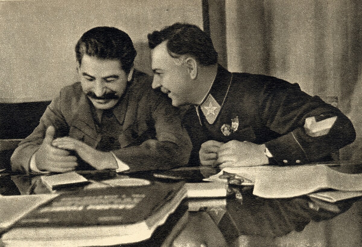 Joseph stalin and kliment voroshilov, 1935